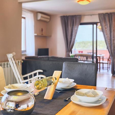 Ferienwohnung DEA Vista amazing sunsets Banjole Exterior foto