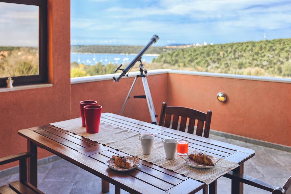 Ferienwohnung DEA Vista amazing sunsets Banjole Exterior foto