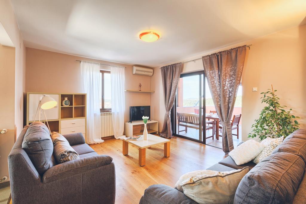 Ferienwohnung DEA Vista amazing sunsets Banjole Exterior foto