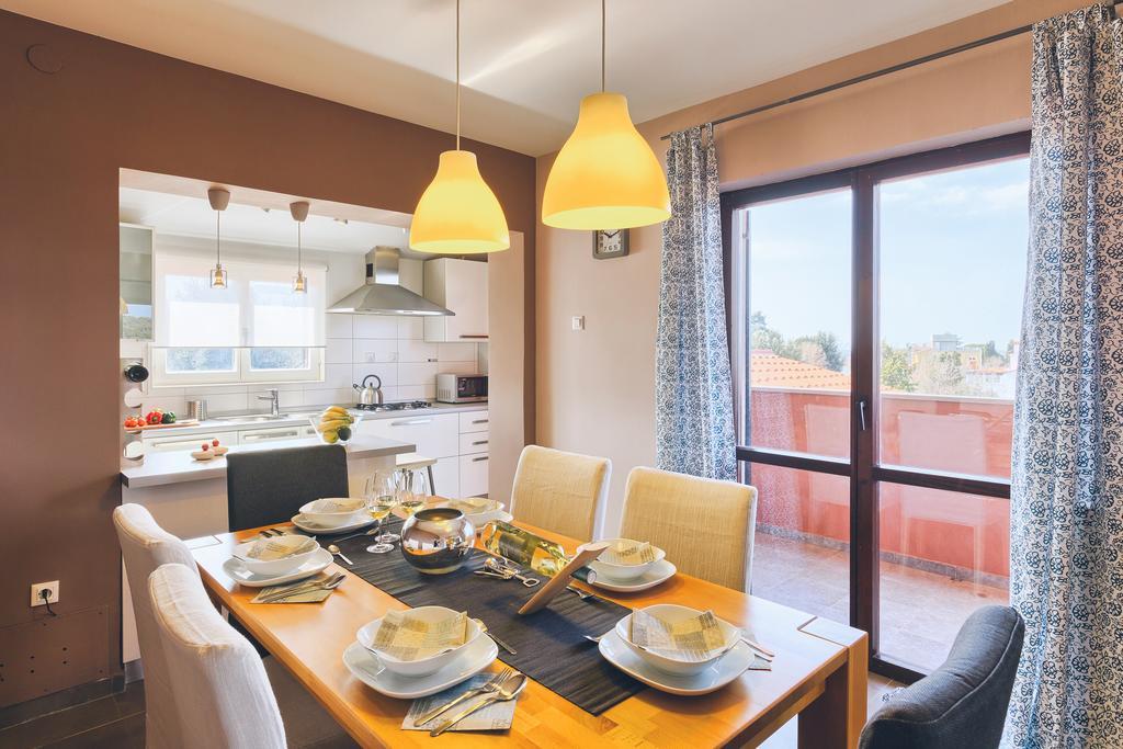 Ferienwohnung DEA Vista amazing sunsets Banjole Exterior foto